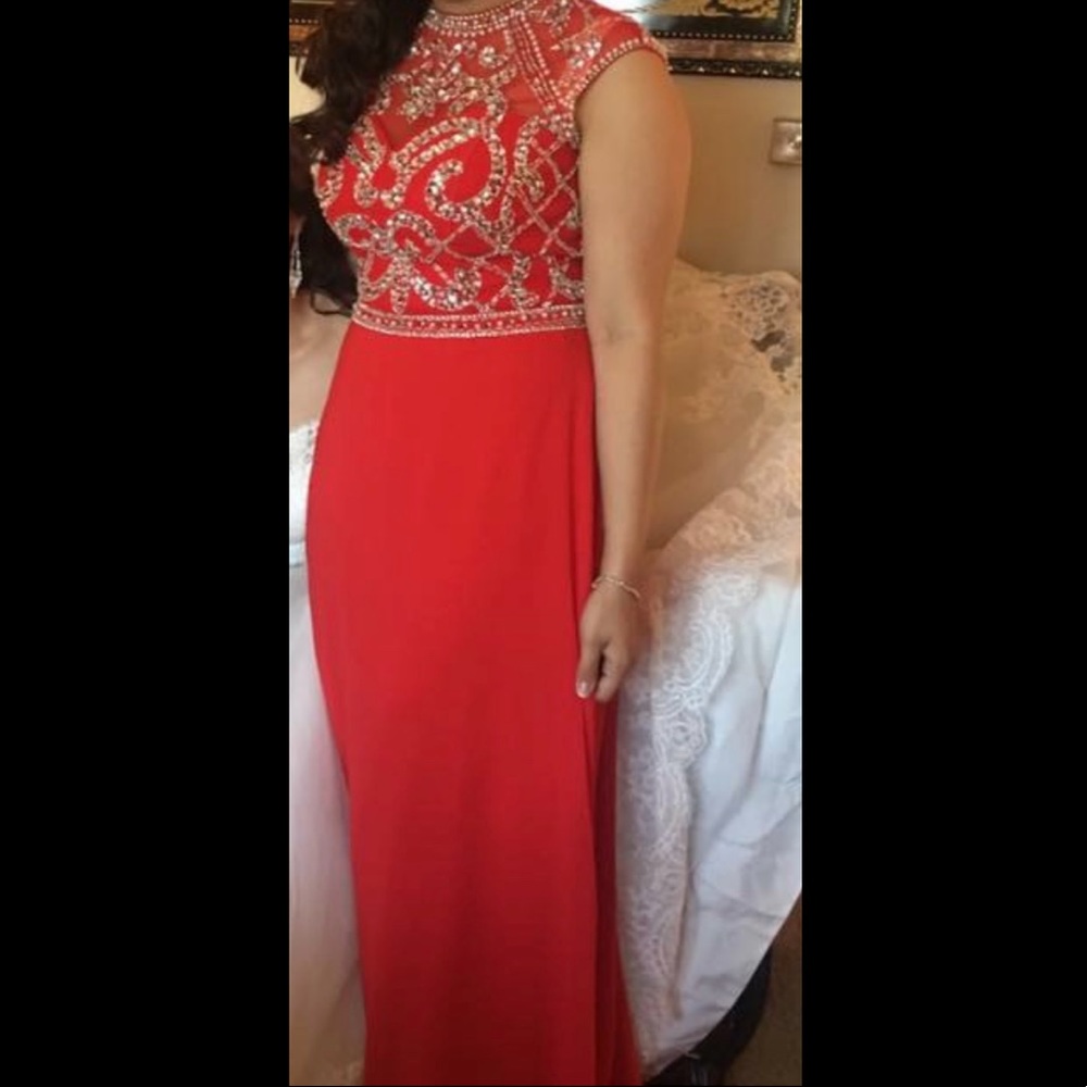 Beautiful luxurious red evening gown